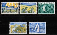 Frankeerzegel Nederland NVPH nrs. 513-517 postfris